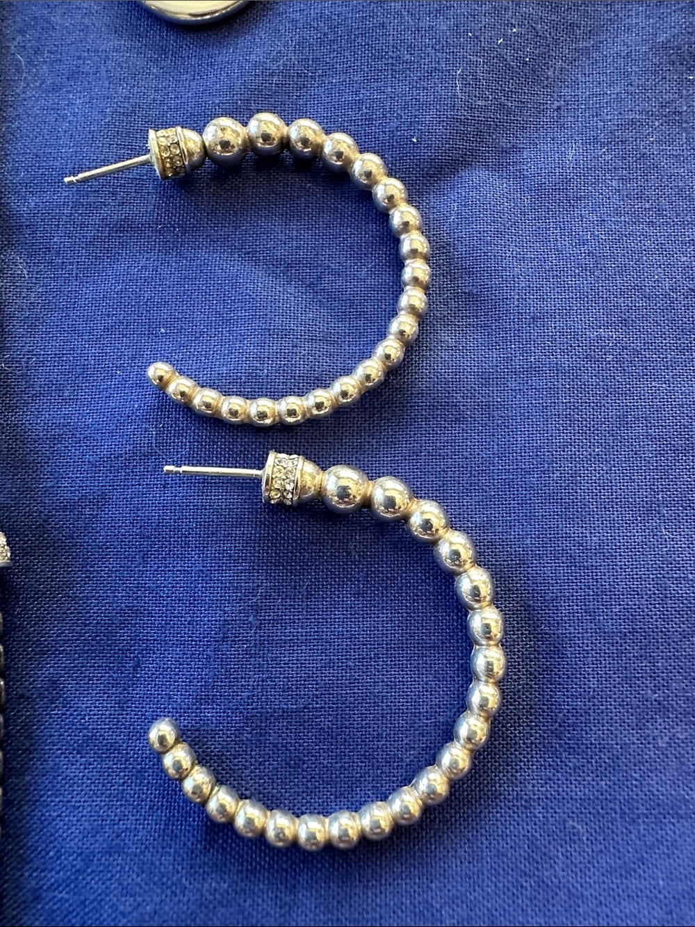 Brighton Bundle! Silver-Tone Necklaces x4 & Silver-Tone Earrings x2 Pair - Picture 6 of 10